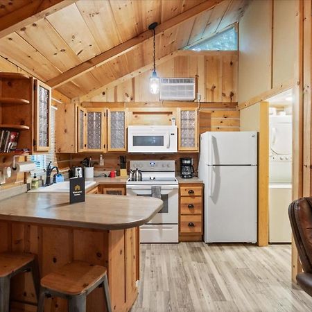 The Eldon Cabin Experience 外观 照片