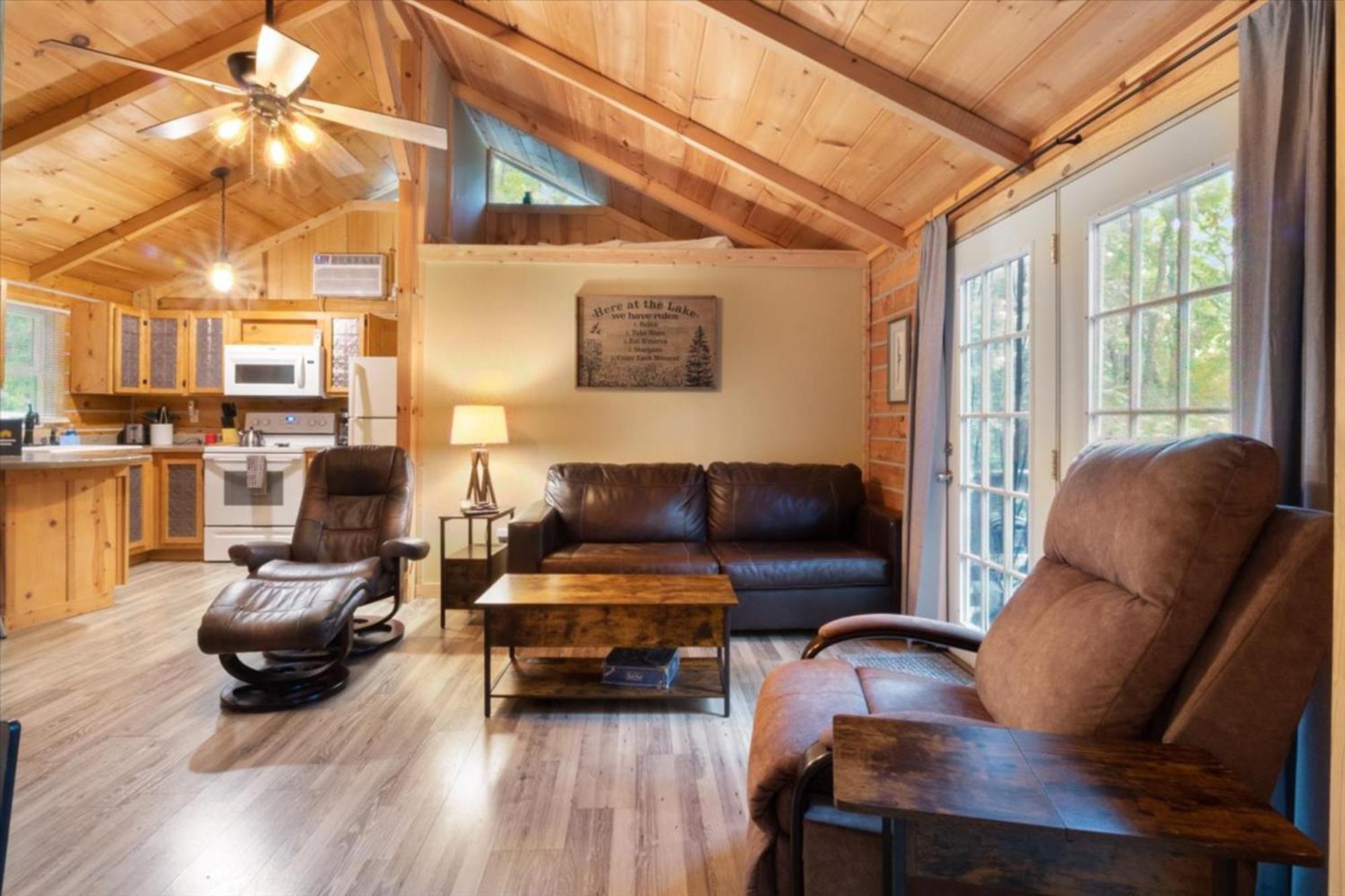 The Eldon Cabin Experience 外观 照片