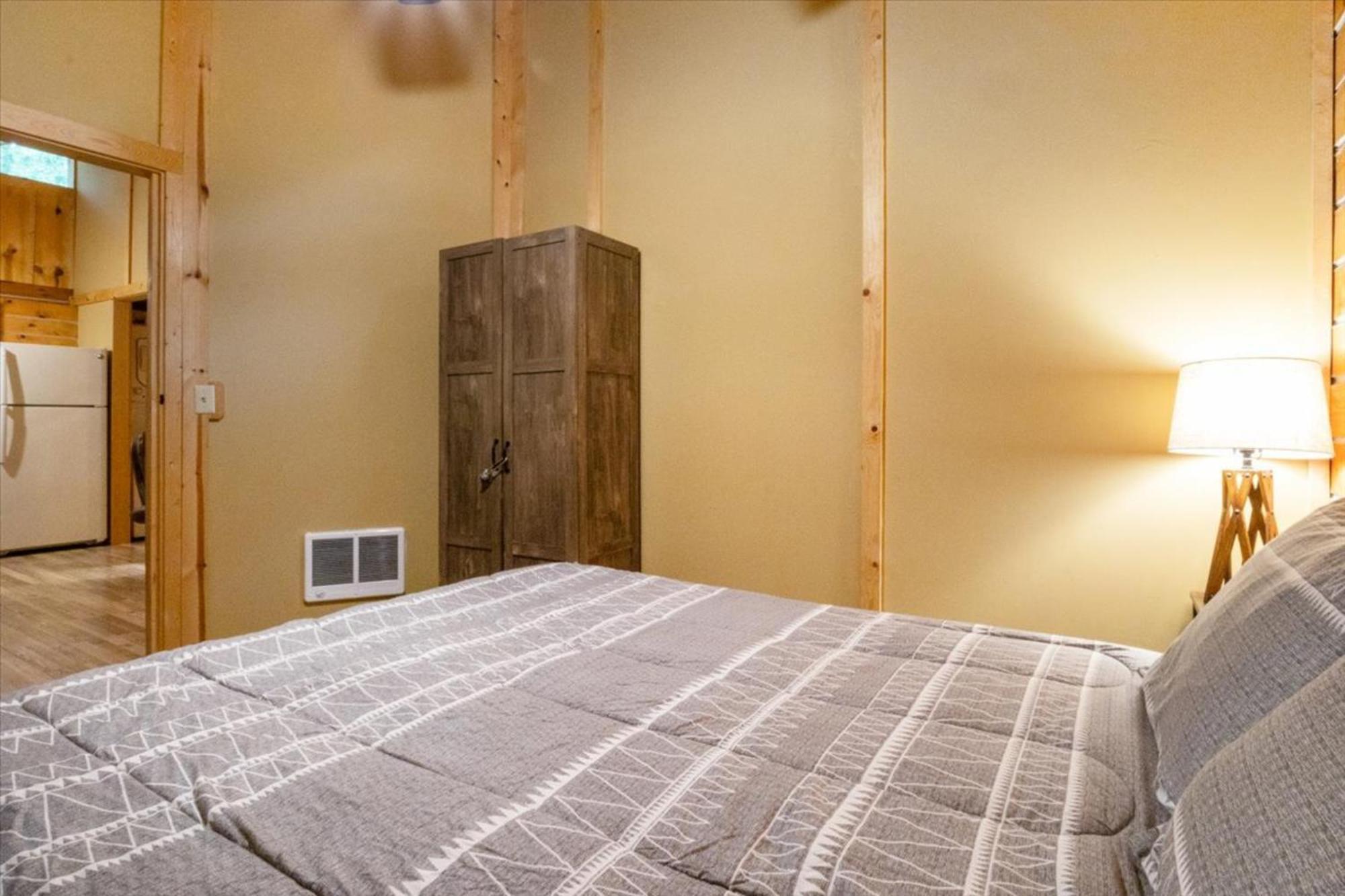 The Eldon Cabin Experience 外观 照片